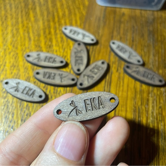 $6 Start~Thx❣️~Instagrams: Charitylane_Poshmark & eka_erikakellyapparel ⭐️ - Picture 4 of 10